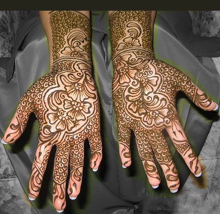 Full Hand Arms and Feet Thick Mehndi Designs on Eid - YusraBlog.com