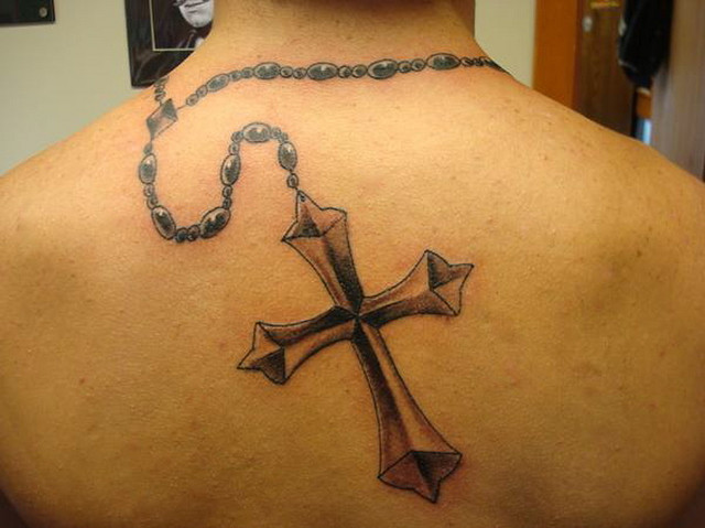 Cross Tattoos On Back For Guys / 56 Best Cross Tattoos for Men | Improb / What you have to remember is that jesus died to save the whole world.